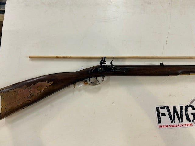 Load image into Gallery viewer, Pedersoli Flintlock .45 Reproduction
